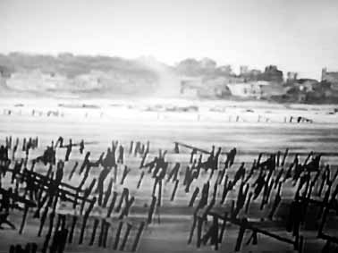 metal spikes to try and prevent the landing craft from reaching shore